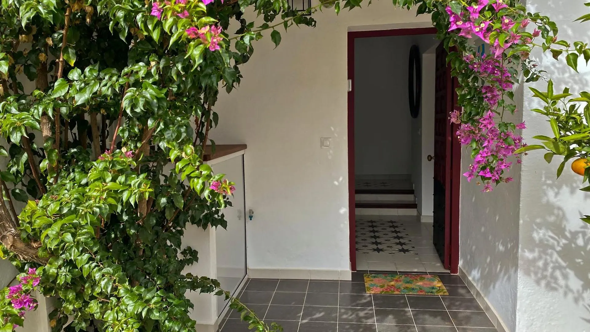 Casa Centrica Con Bonito Jardin Con 3 Dormitorios Aracena